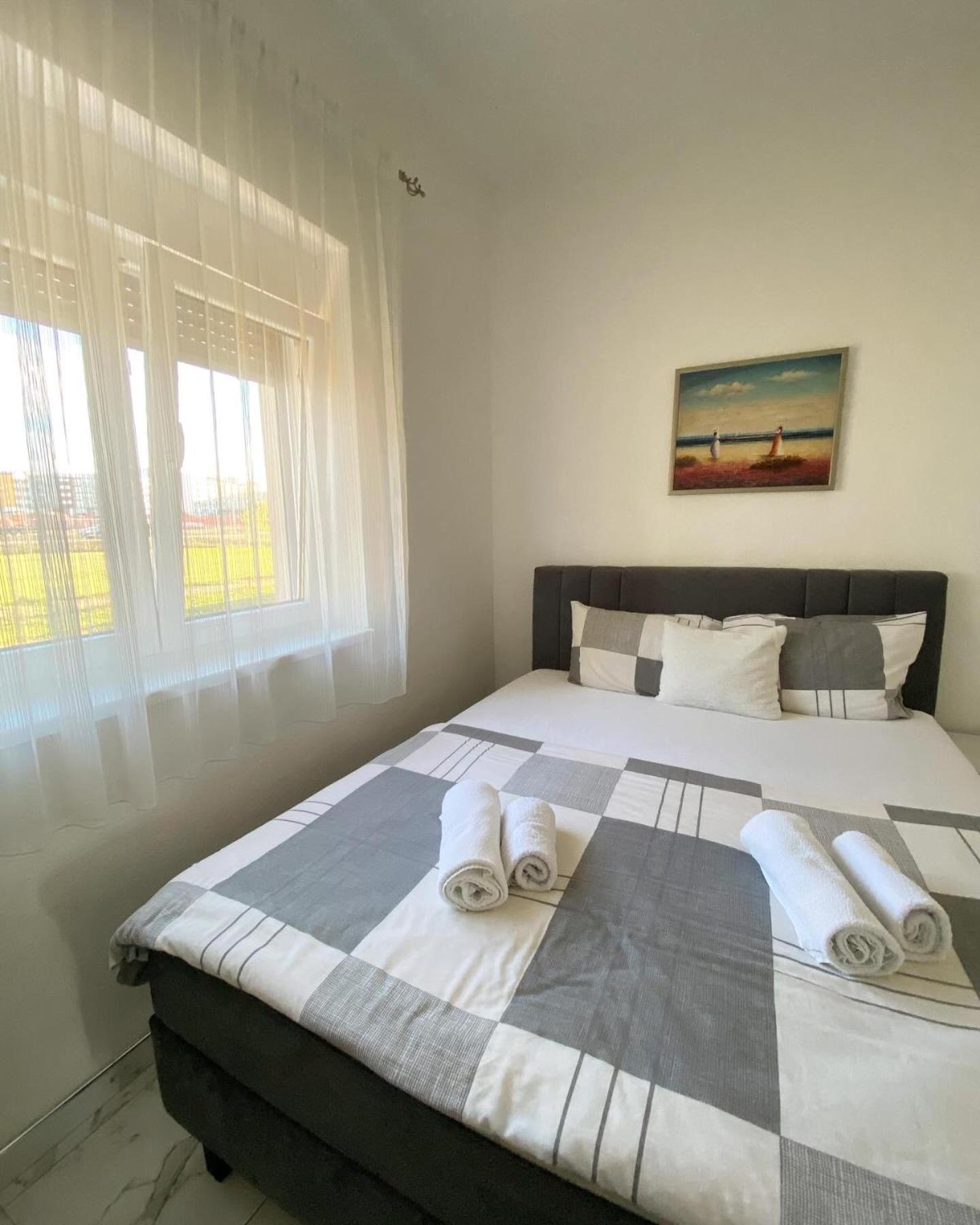 Vila Safir Loznica Εξωτερικό φωτογραφία
